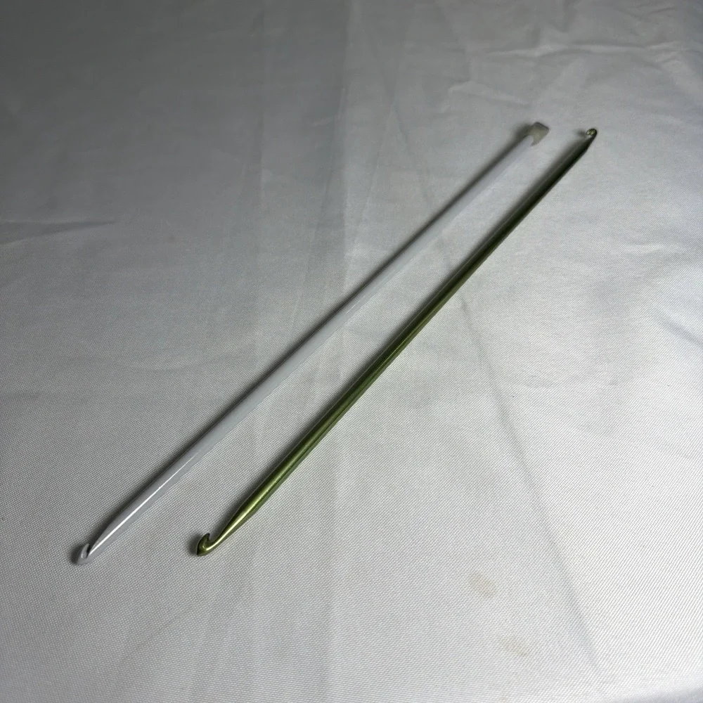 Vintage Lot Of 2 Aluminum Afghan Crochet Hooks, 1 Double Ended